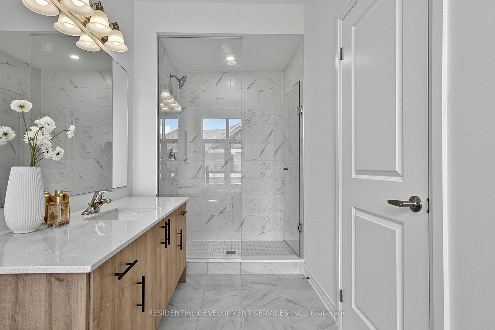 11393 Leslie Street • Richmond Hill, ON photo 23