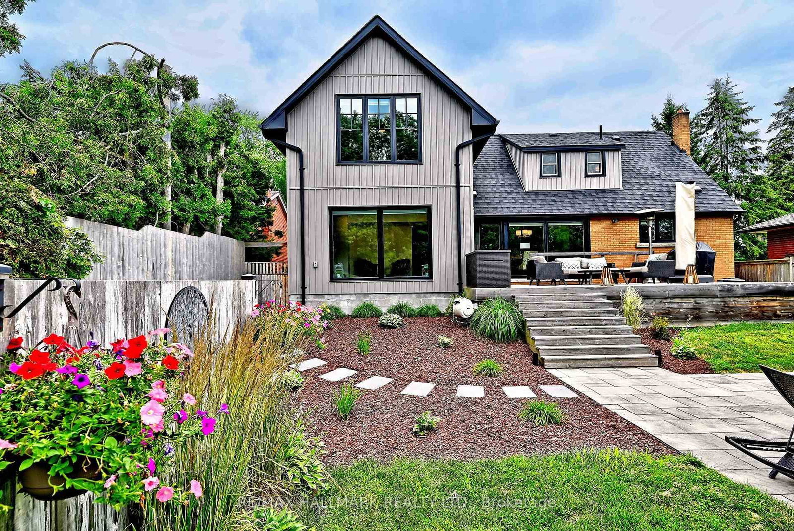 334 Stewart Street • Newmarket, ON photo 45
