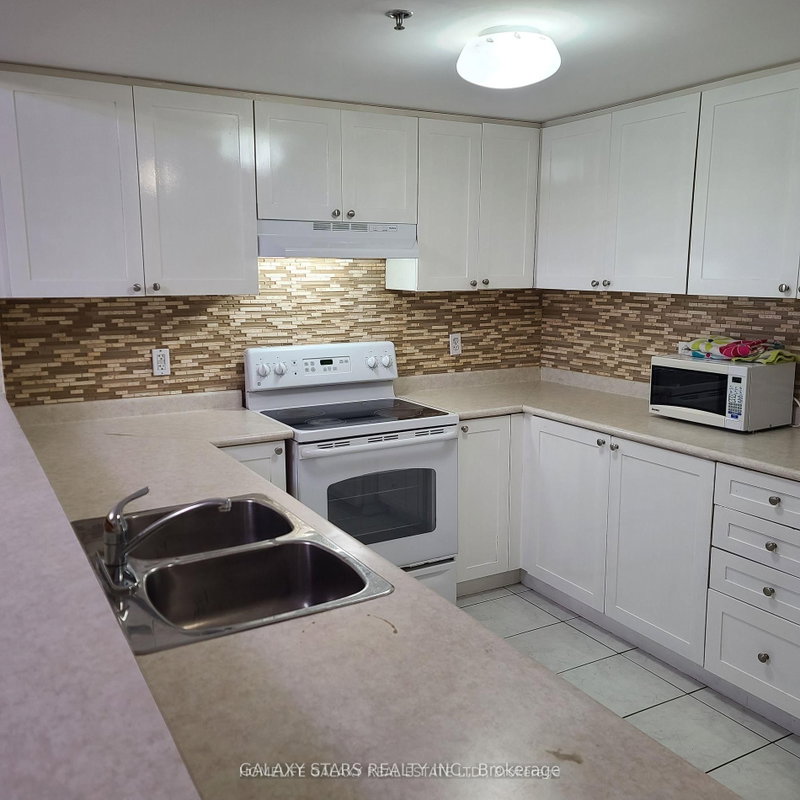 402 - 7428 Markham Road