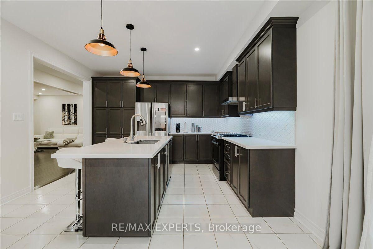 43 Lewis Avenue • Bradford West Gwillimbury, ON photo 13