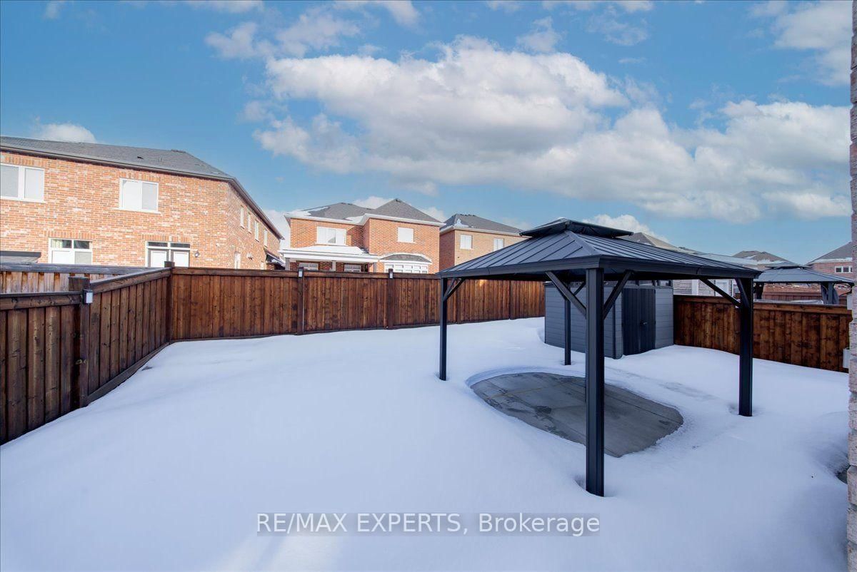 43 Lewis Avenue • Bradford West Gwillimbury, ON photo 44