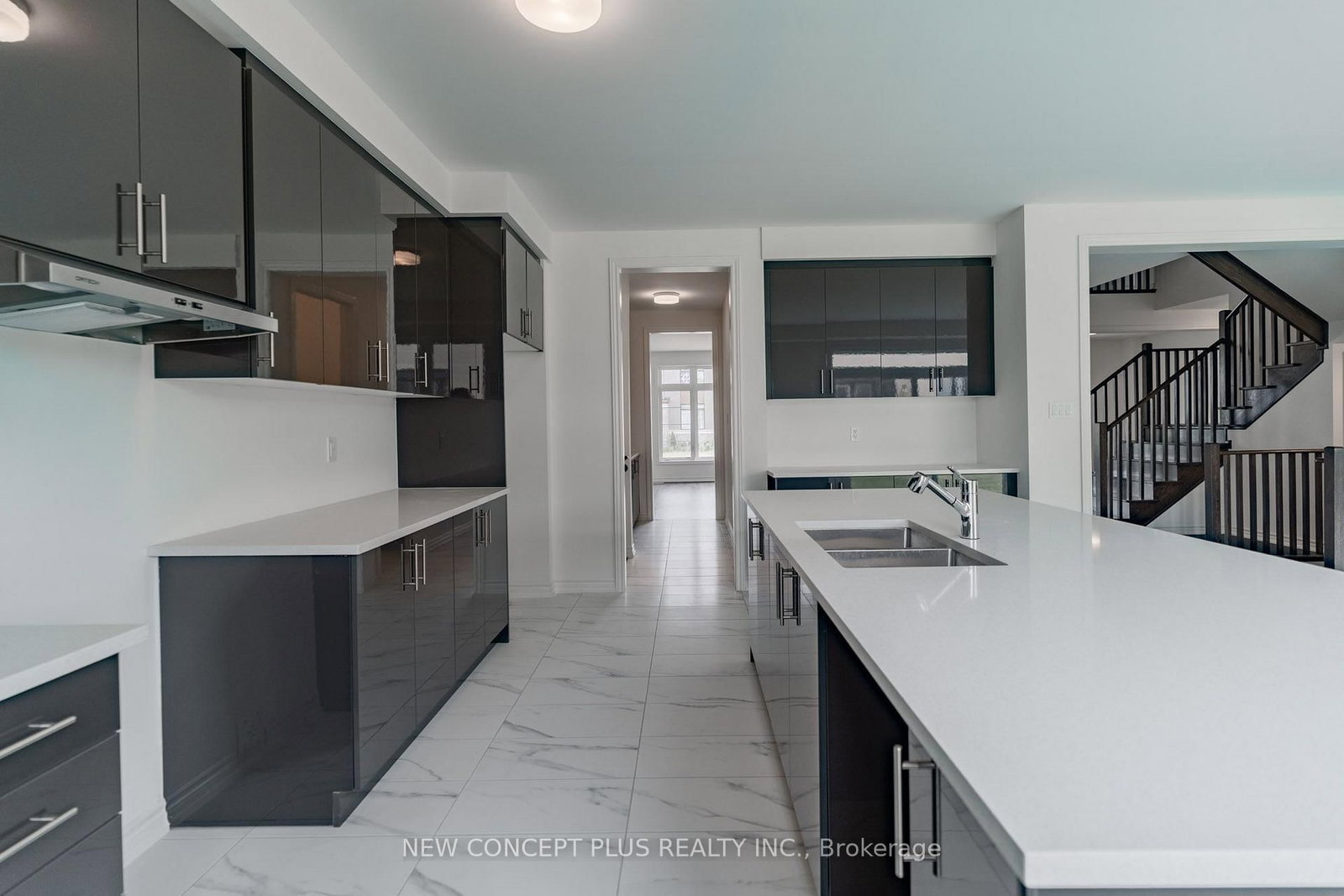 22 Twinleaf Crescent E • Adjala-Tosorontio, ON photo 3