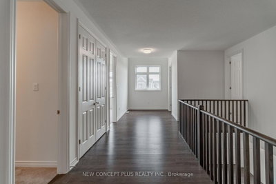 22 Twinleaf Crescent E • Adjala-Tosorontio, ON photo 8