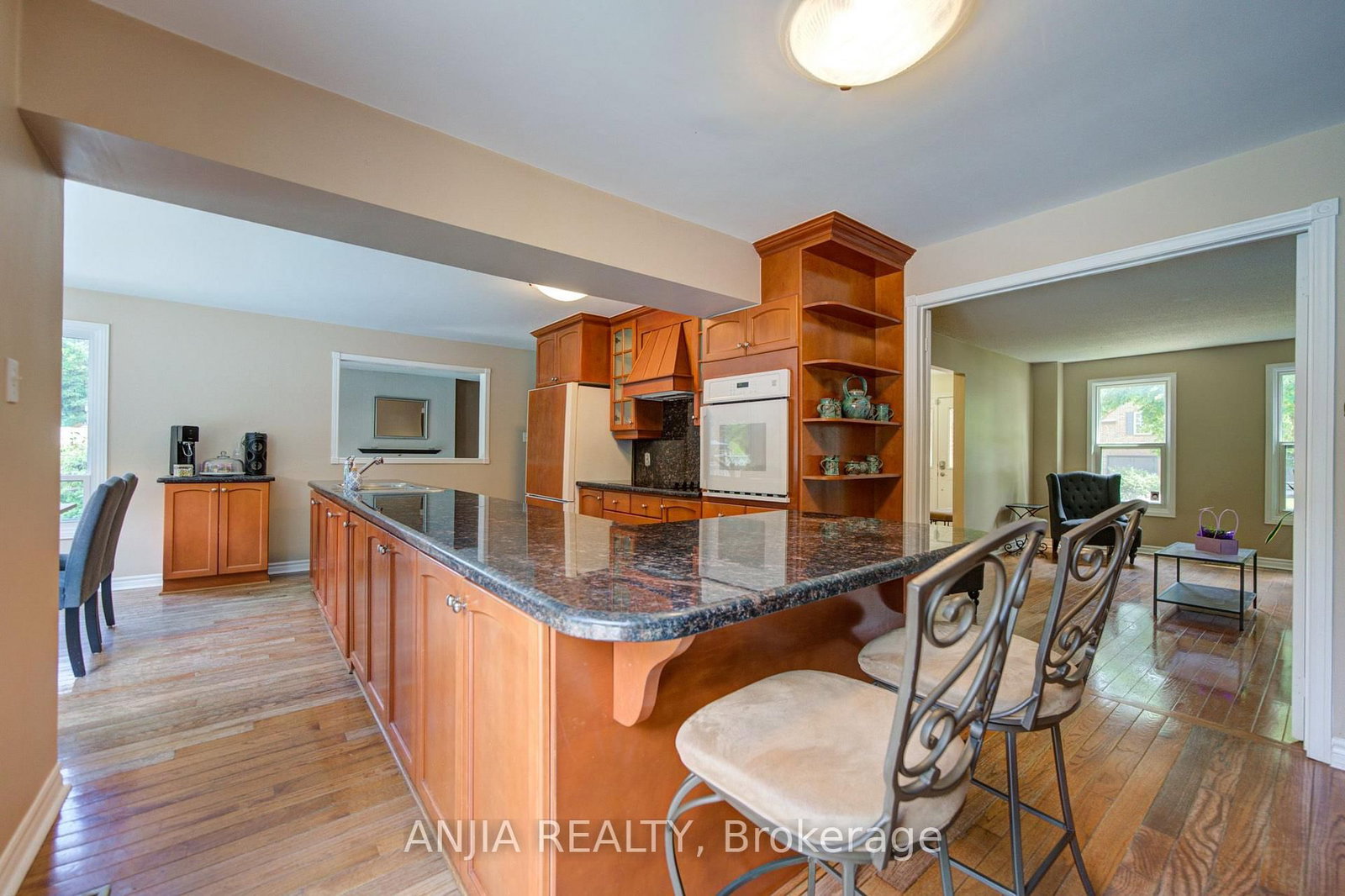 54 Meyer Circle • Markham, ON photo 11