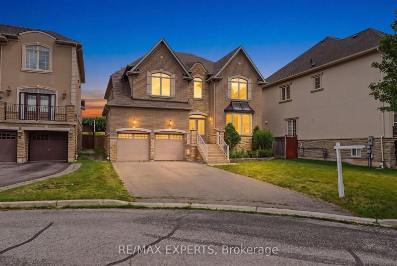 12 Sweet Valerie Crt, Vaughan, Ontario
