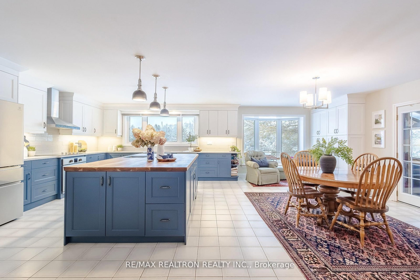 240 Webb Road • Uxbridge, ON photo 4
