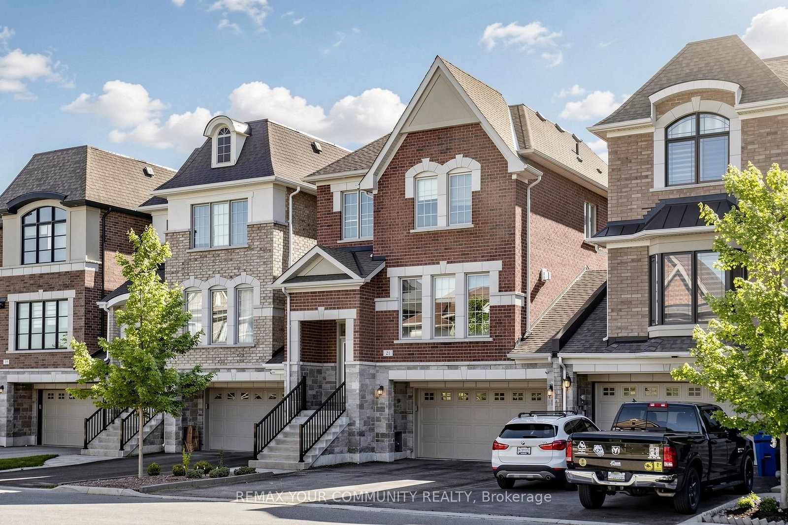 21 Princess Charlotte Avenue • Whitchurch-Stouffville, ON photo 1