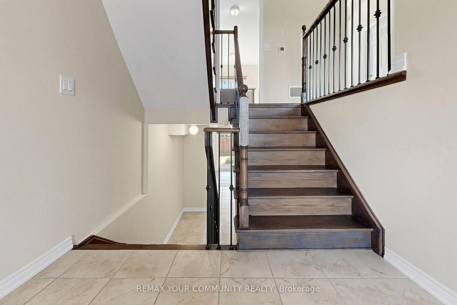 21 Princess Charlotte Avenue • Whitchurch-Stouffville, ON photo 25