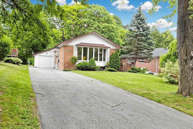 49 BAYVIEW Parkway