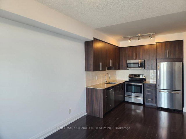 518 - 7161 Yonge Street