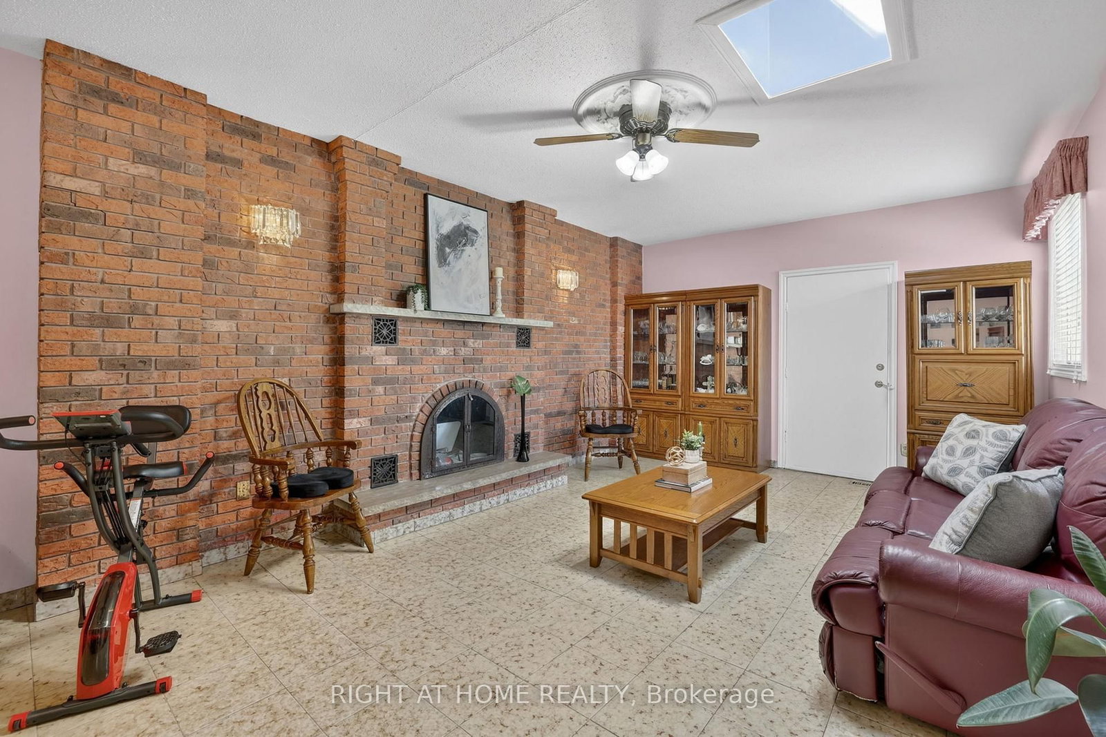 56 Birch Avenue • Richmond Hill, ON photo 9