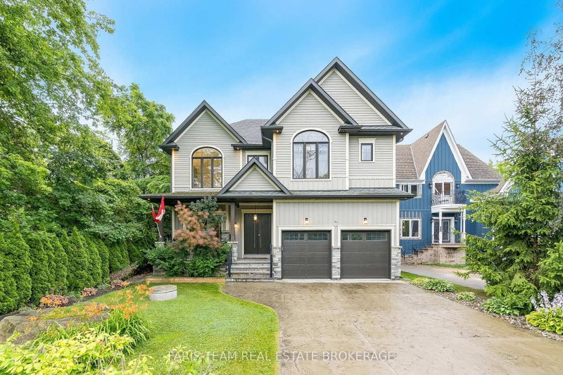 1648 Roslyn Ave, Innisfil, Ontario