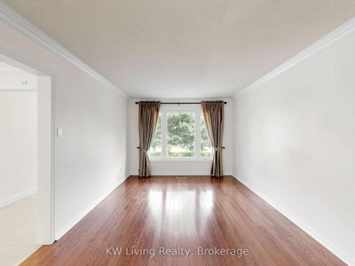 33 Southgate Crescent — photo 3