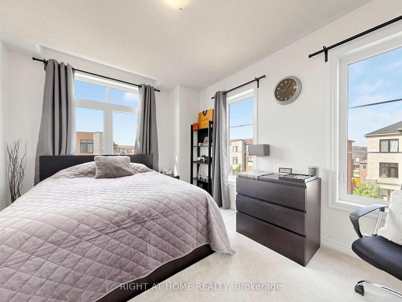 65 Allure Street • Newmarket, ON photo 18