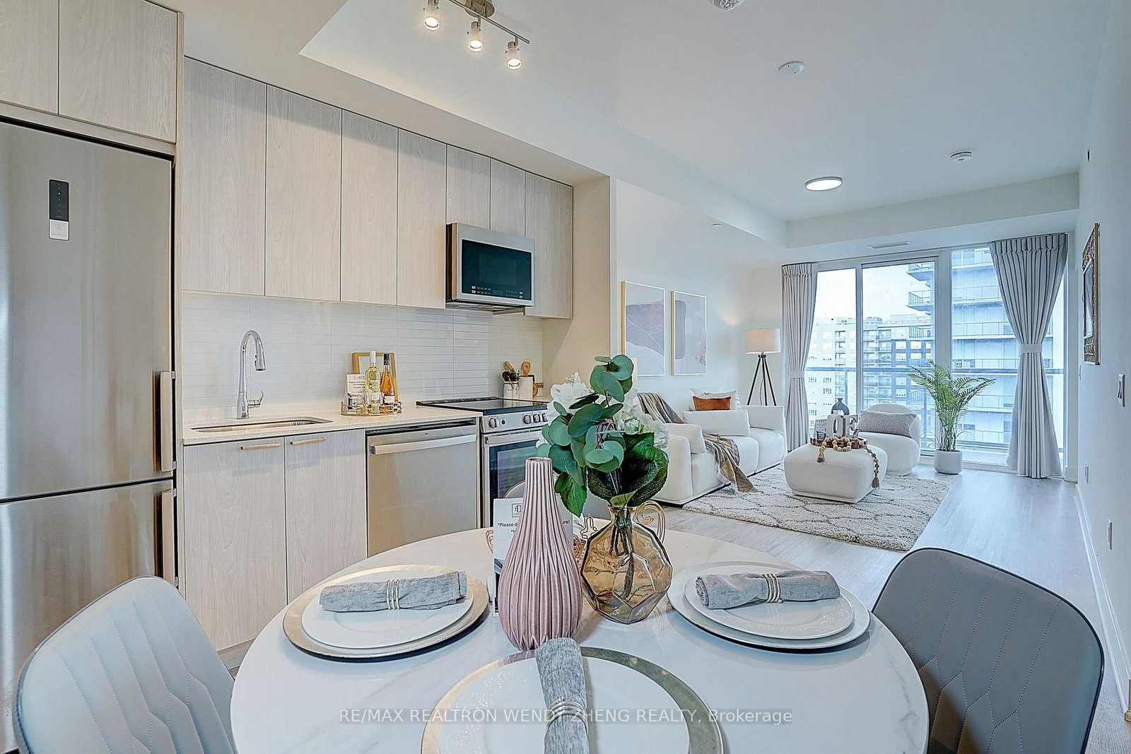 185 Deerfield Road • #1002 • Newmarket, ON photo 13