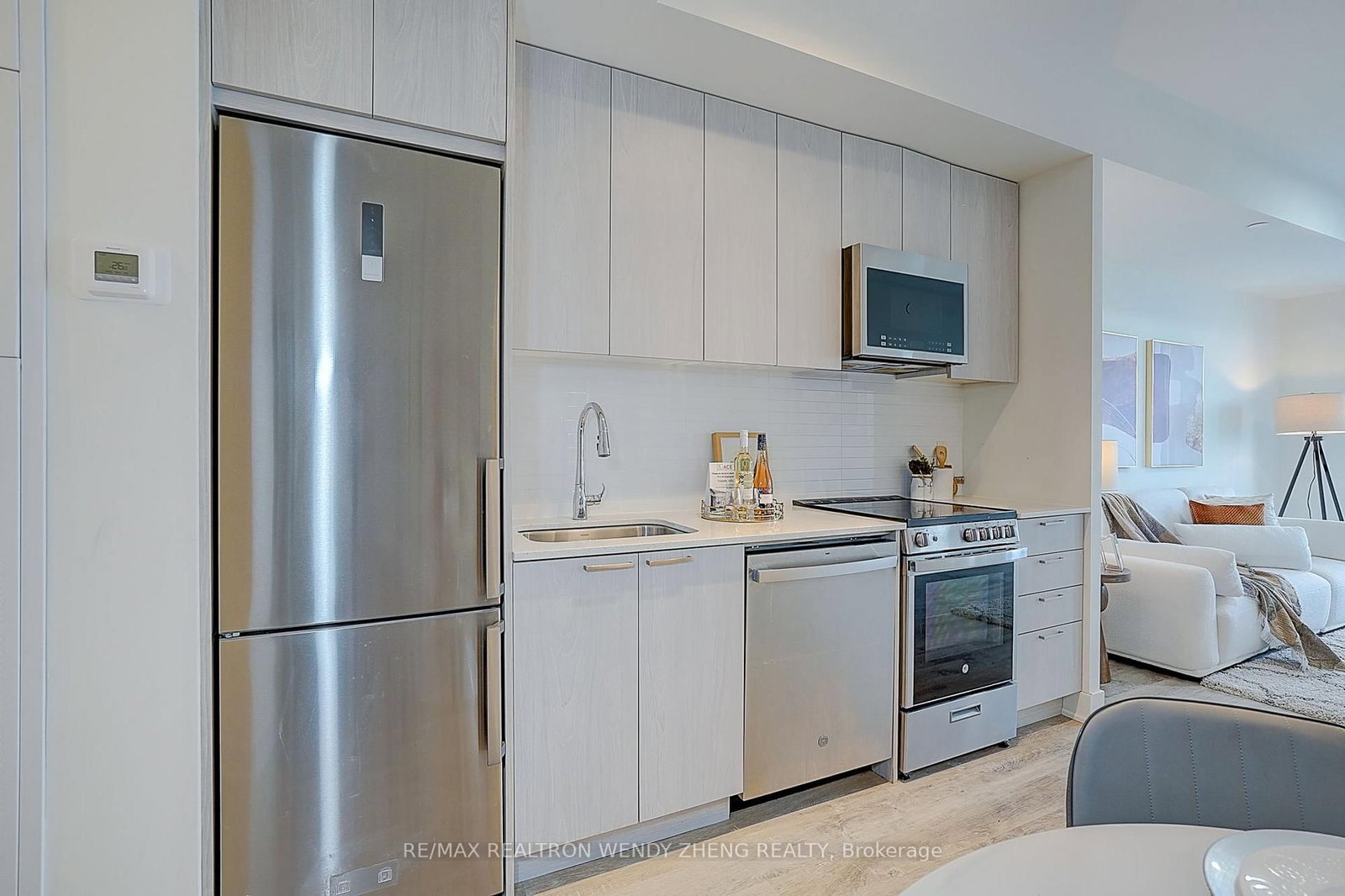 185 Deerfield Road • #1002 • Newmarket, ON photo 17