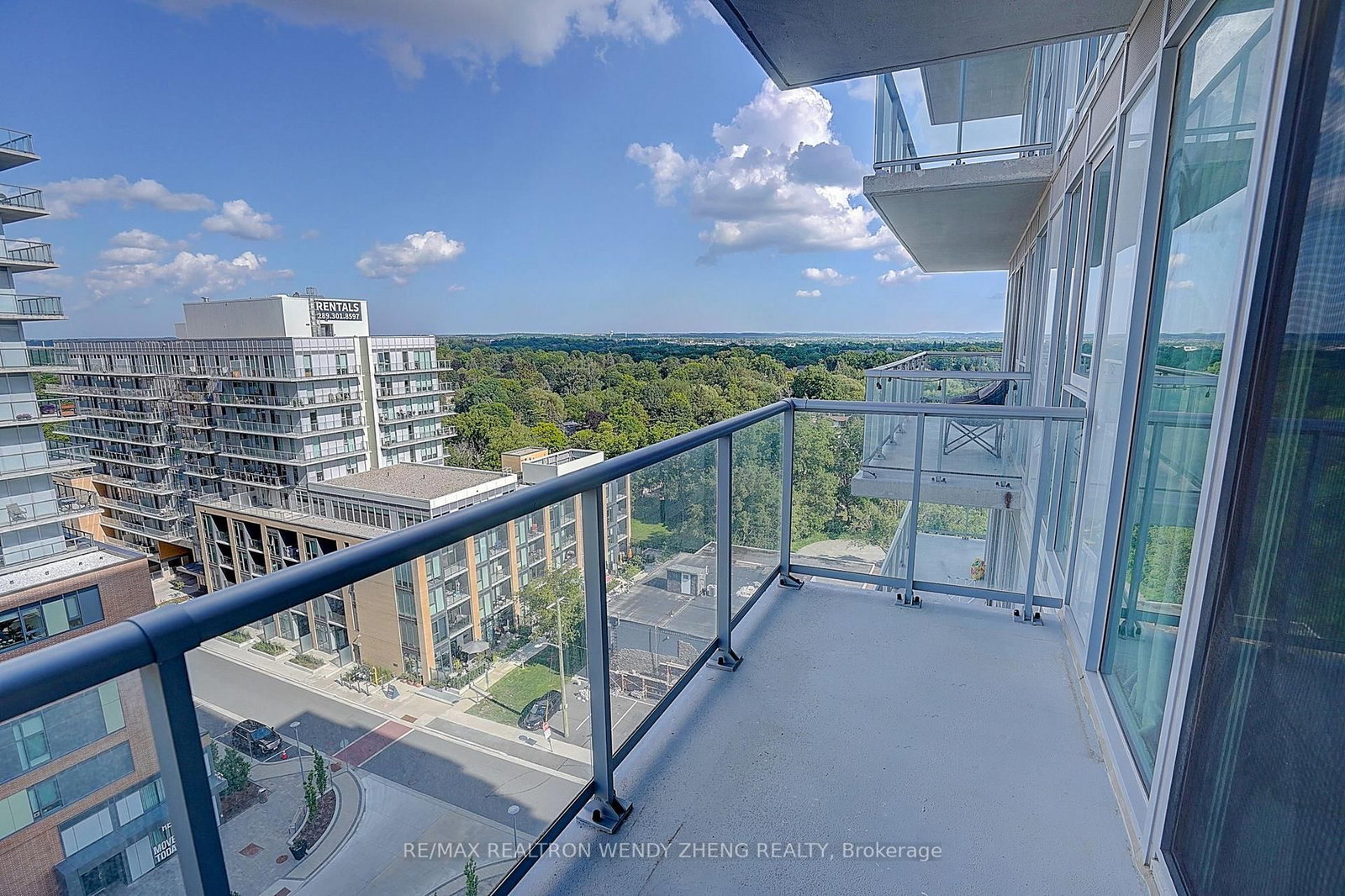 185 Deerfield Road • #1002 • Newmarket, ON photo 30