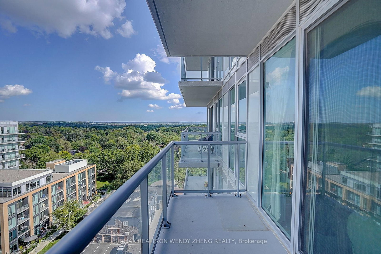 185 Deerfield Road • #1002 • Newmarket, ON photo 31