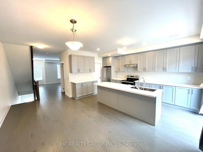 24 Guardhouse Crescent