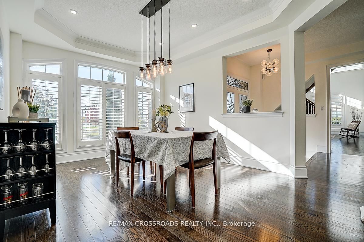 619 Fernbank Road • Newmarket, ON photo 11