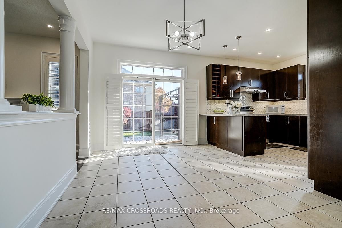 619 Fernbank Road • Newmarket, ON photo 15