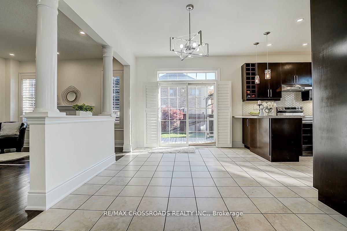619 Fernbank Road • Newmarket, ON photo 16