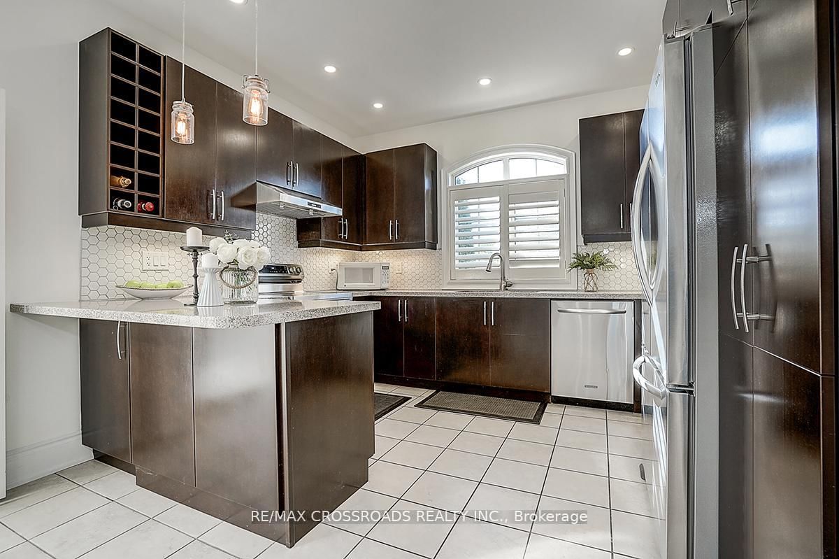 619 Fernbank Road • Newmarket, ON photo 20