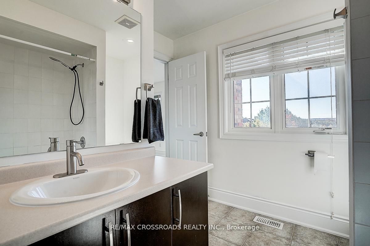 619 Fernbank Road • Newmarket, ON photo 35