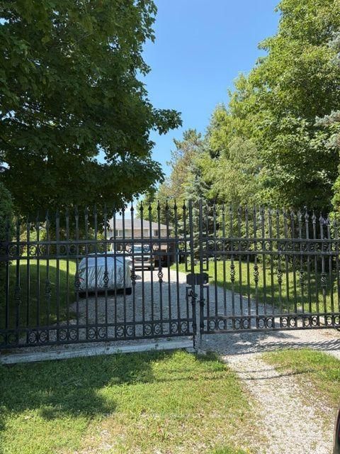 4122 County Road 88 Road • Bradford West Gwillimbury, ON photo 4