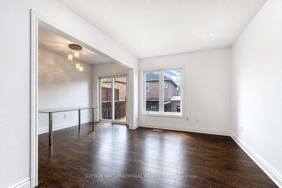 Unit Upper — 189 Warwick Crescent — photo 6