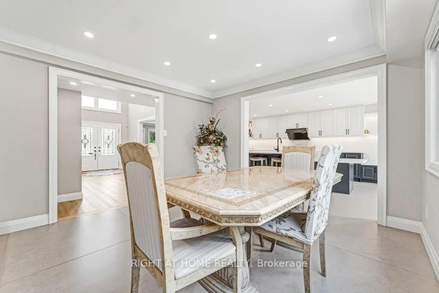 35 Harmony Hill Crescent • Richmond Hill, ON photo 19