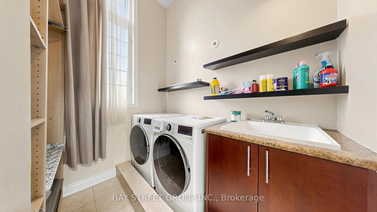 97 Zokol Drive • Aurora, ON photo 17