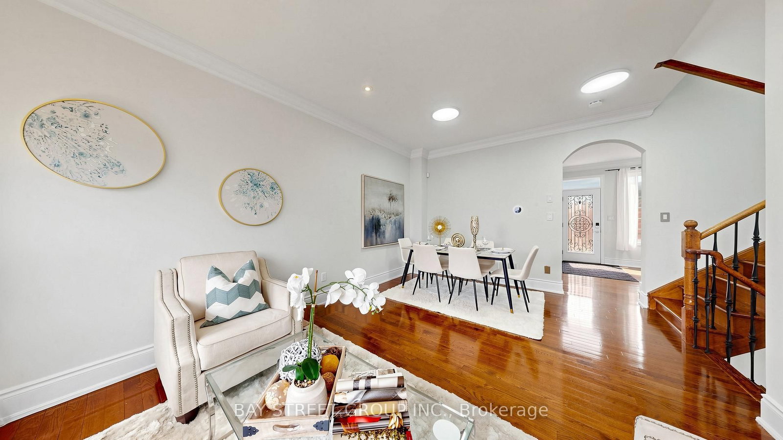 97 Zokol Drive • Aurora, ON photo 7