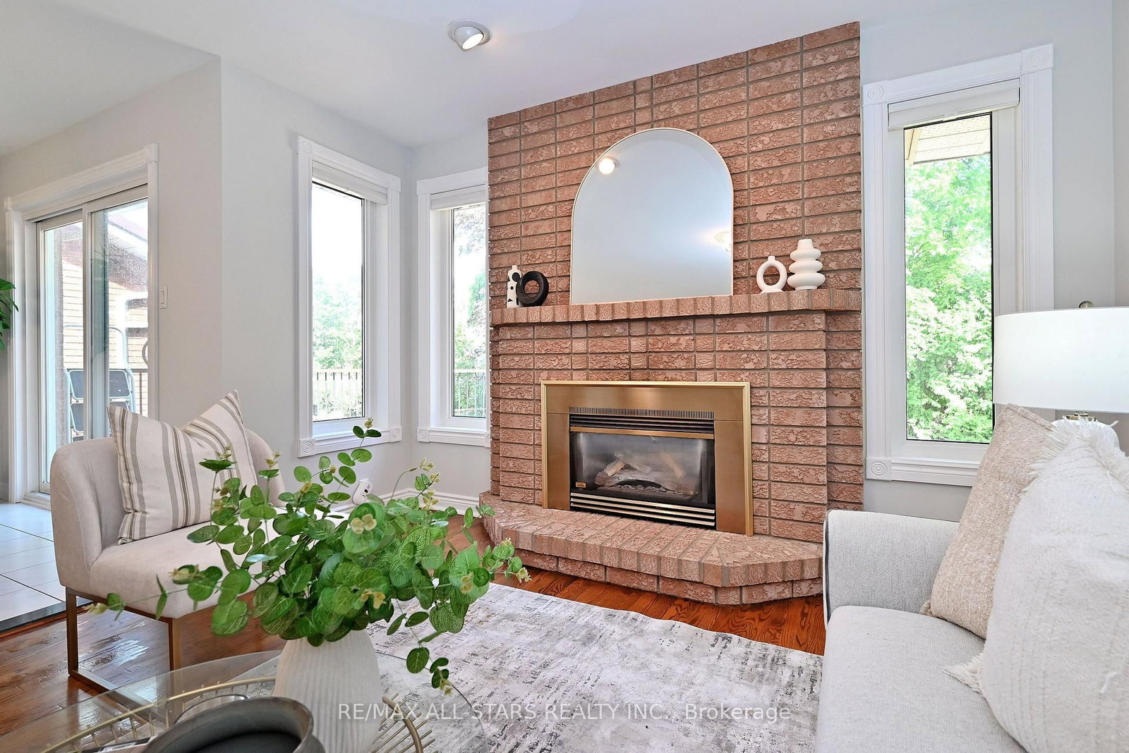34 Captain Armstrong Lane • Markham, ON photo 15