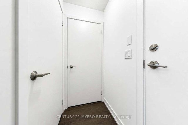320 - 555 William Graham Drive