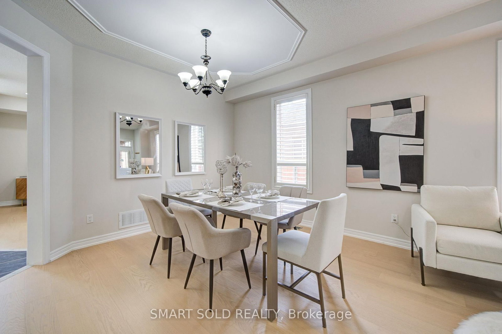 9 Pegasus Drive • Richmond Hill, ON photo 10