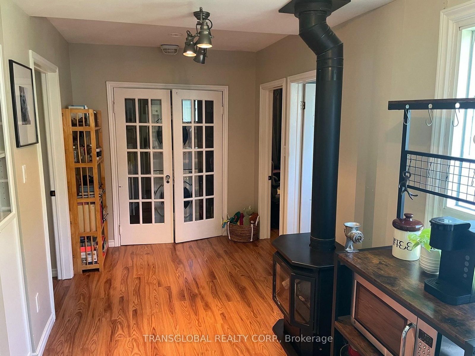 1014 Barton Avenue • Georgina, ON photo 7