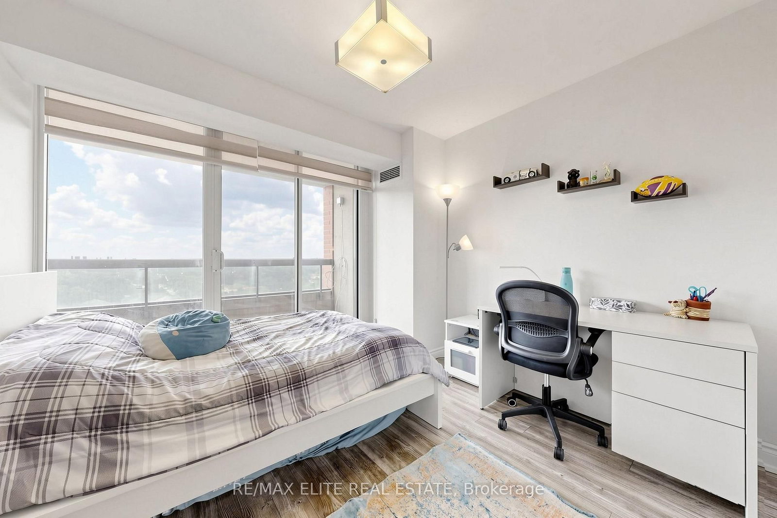 9 Northern Heights Drive • #1205 • Richmond Hill, ON photo 11