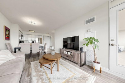 Unit 1205 — 9 Northern Heights Drive — photo 5