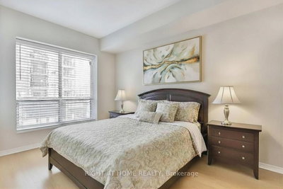 8 Maison Parc Court • #305 • Vaughan, ON