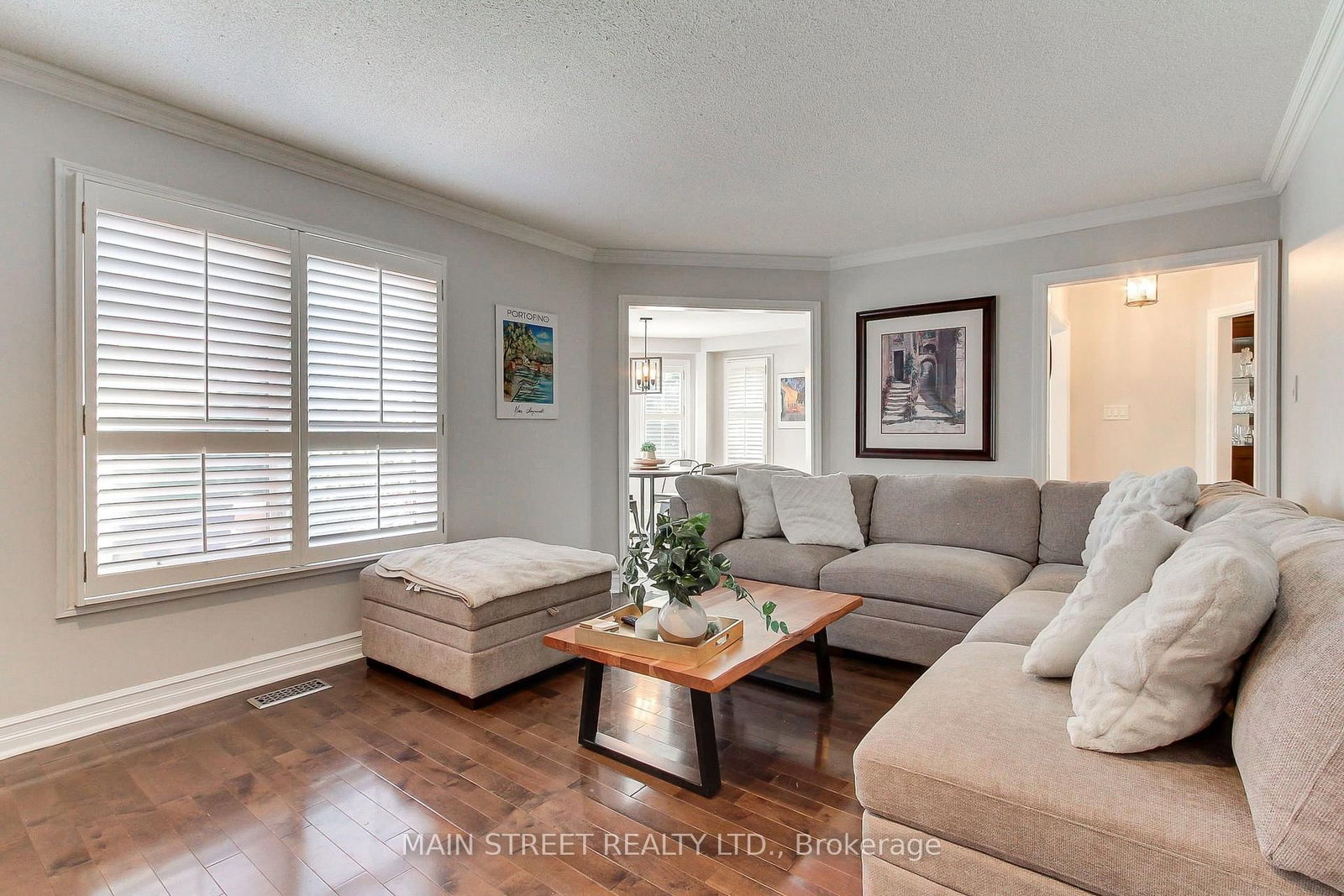 14 Mcgee Crescent • Aurora, ON photo 16