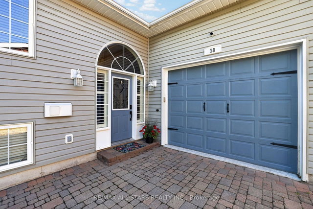 38 Evelyn Avenue