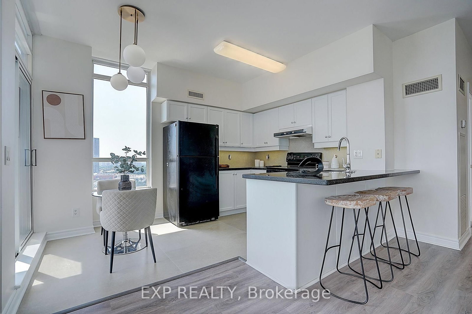 60 Disera Drive • #1404 • Vaughan, ON photo 13