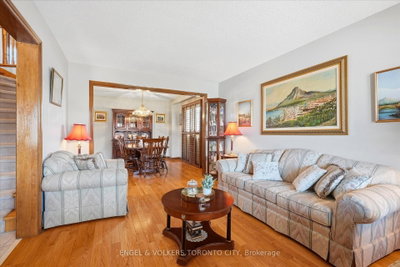 90 Gardner Place • Vaughan, ON photo 5
