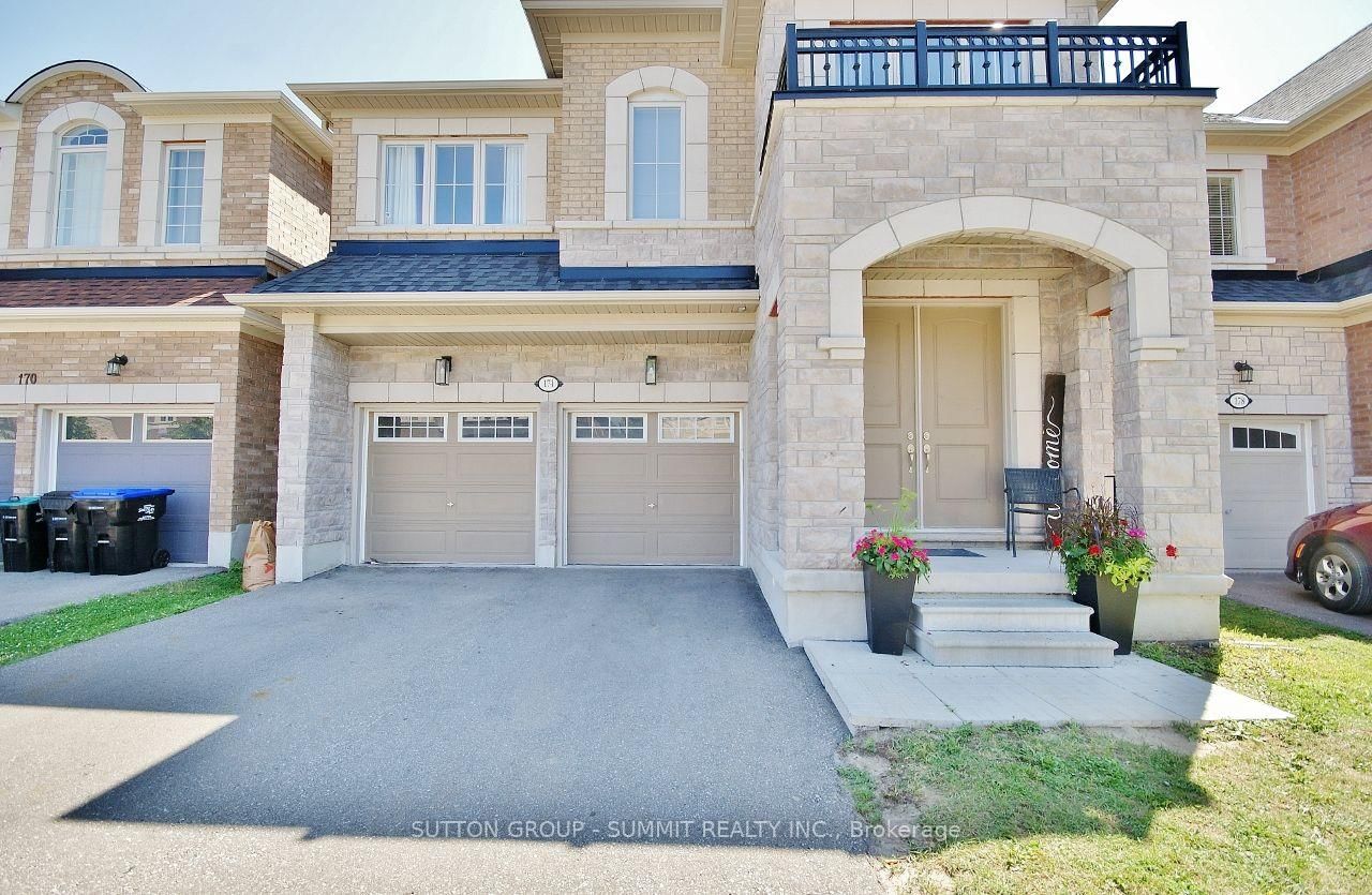 174 Stevenson Crescent • Bradford West Gwillimbury, ON photo 2