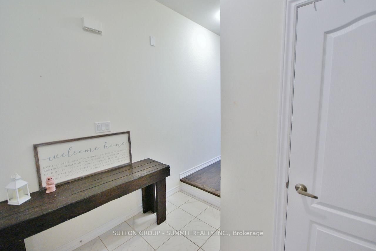 174 Stevenson Crescent • Bradford West Gwillimbury, ON photo 7