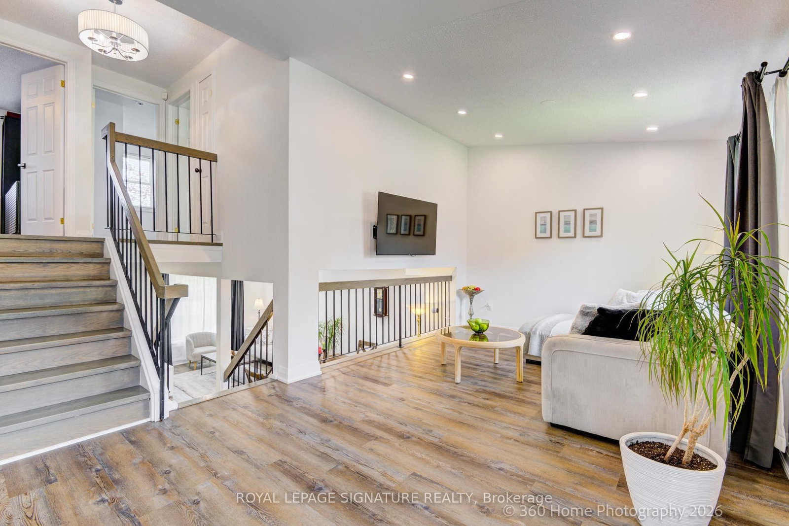 230 Lancaster Avenue • Newmarket, ON photo 17
