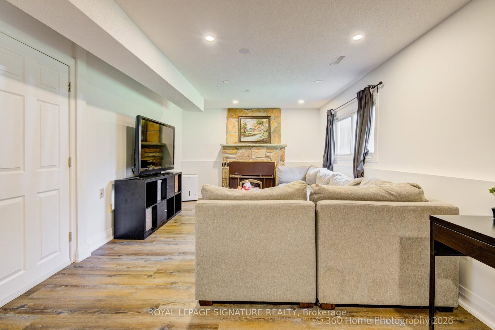230 Lancaster Avenue • Newmarket, ON photo 31