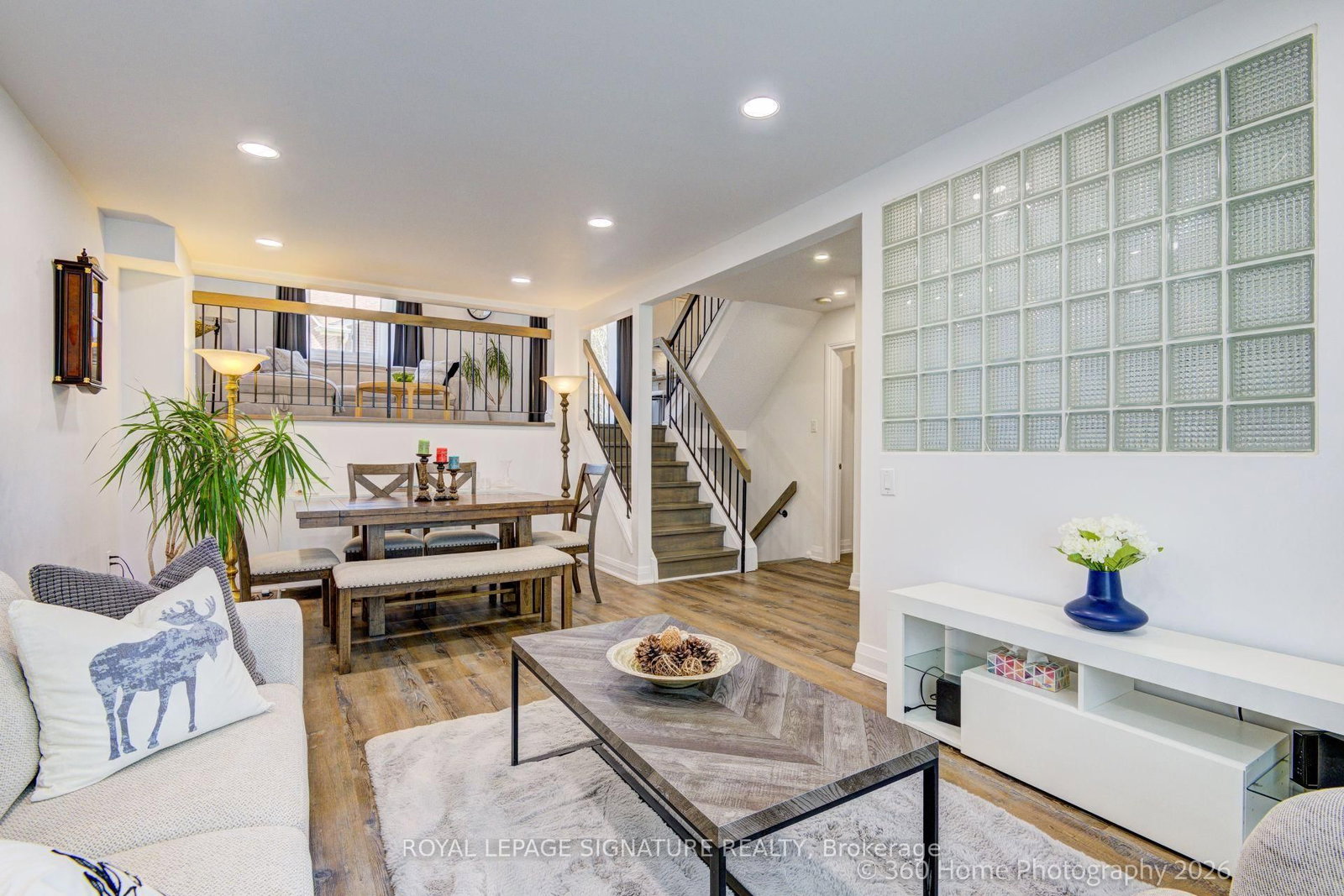 230 Lancaster Avenue • Newmarket, ON photo 7
