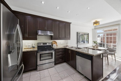21 Warbler Avenue — photo 6